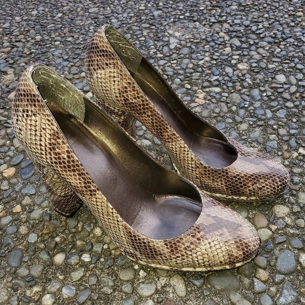 Stuart Weitzman heels